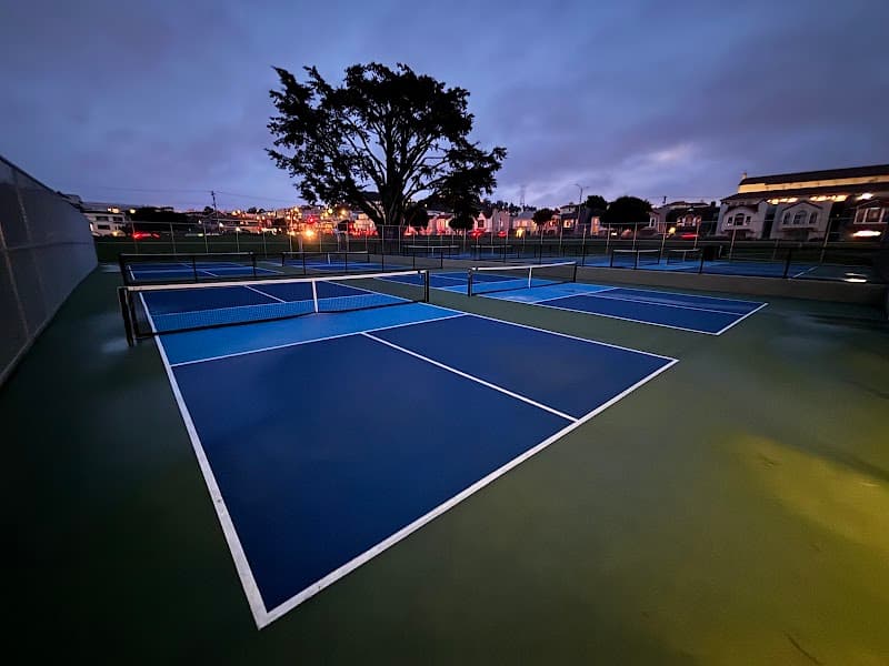 Larsen Pickleball Courts