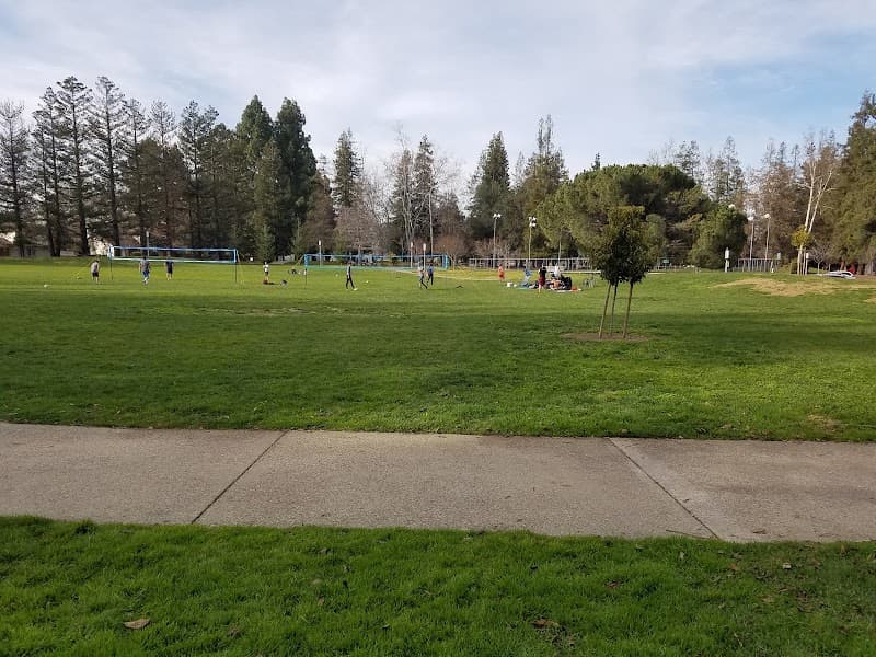 Tennis Courts | Serra Park