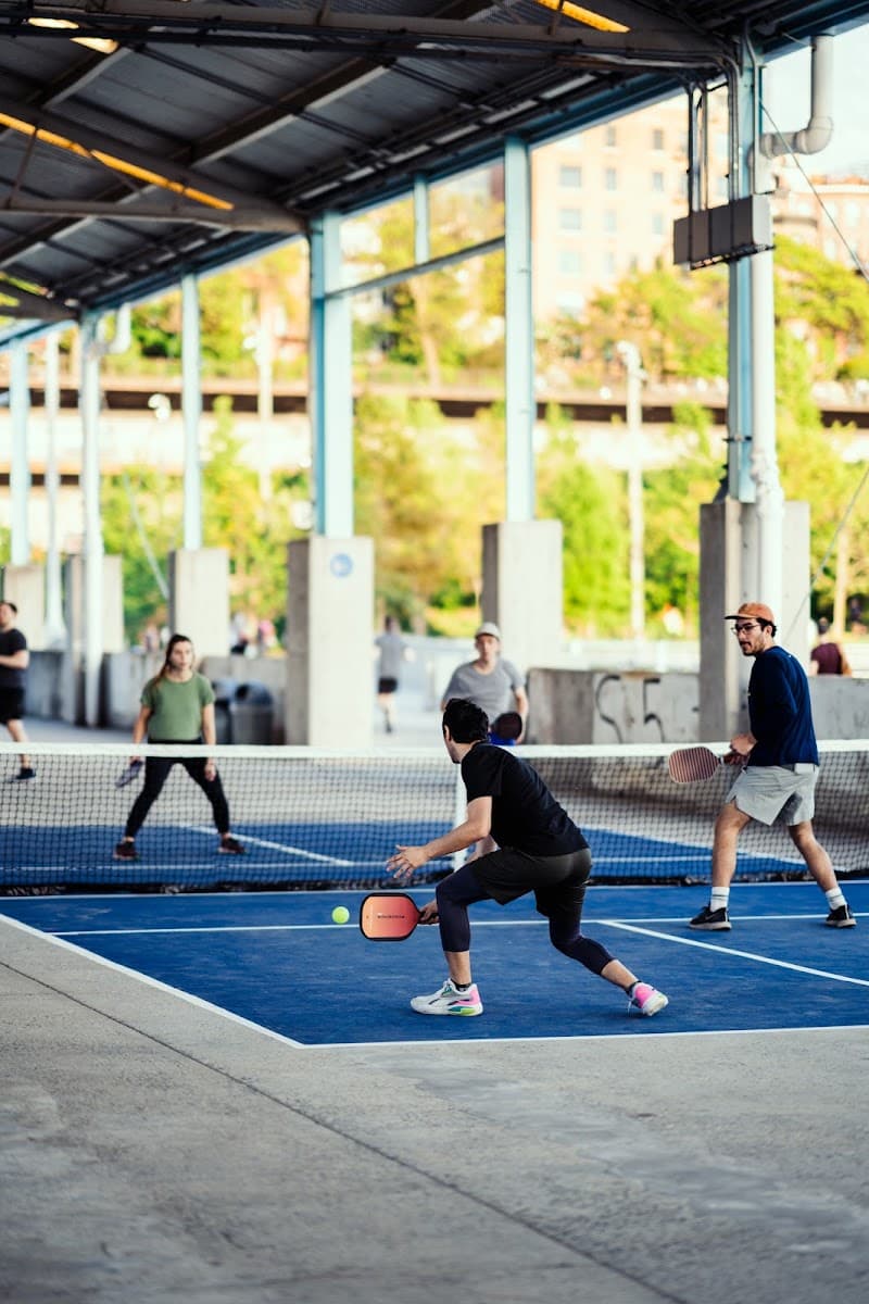 Pier 2 Pickleball Courts
