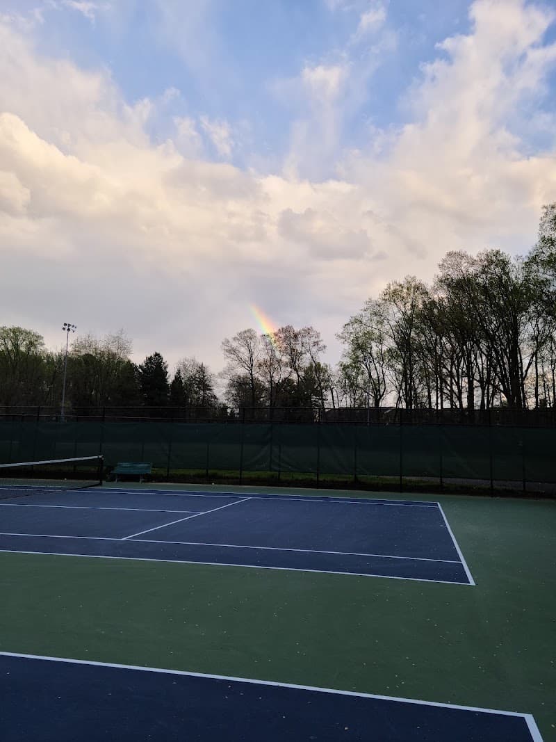 Cabin John Park Tennis Courts