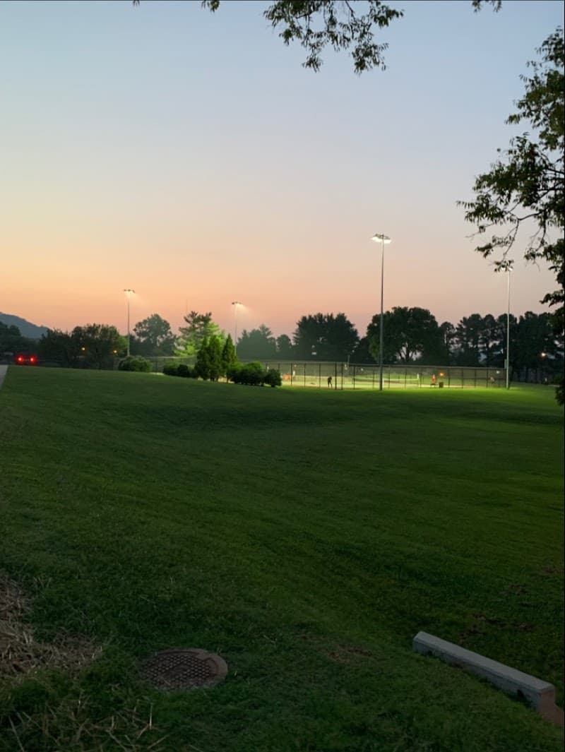 Granny White Park Tennis Courts