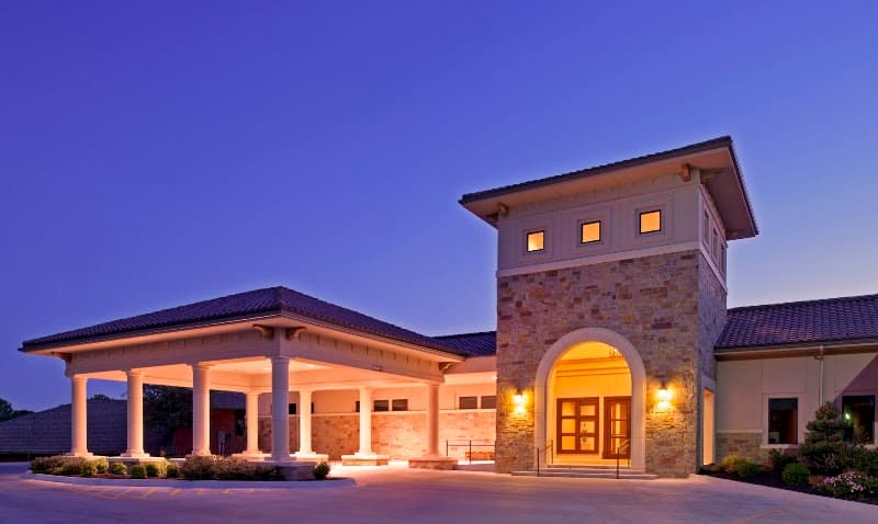 Oakwood Country Club