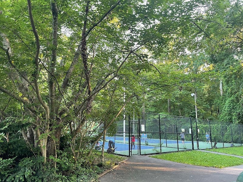 McLean Central Park tennis court
