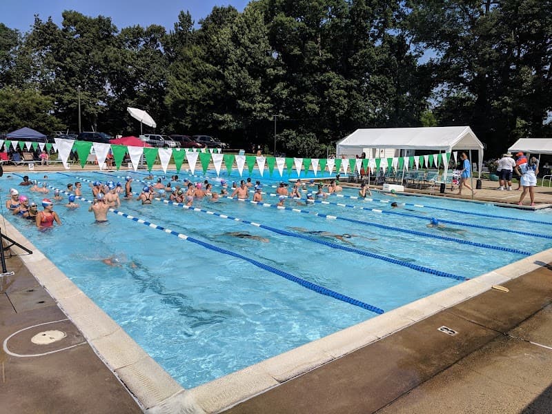Little Hunting Park Club Swim and Tennis Club