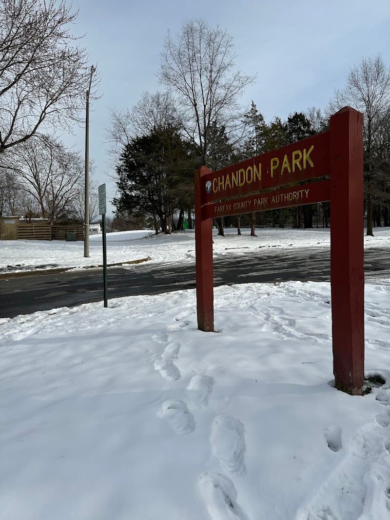Chandon Park (Fairfax Co.) Tennis Courts