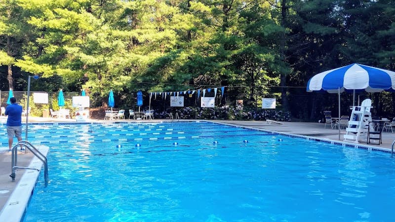 Fairfax Station Swim & Tennis Club