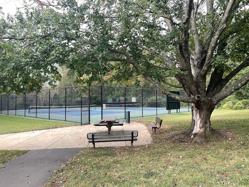 Wootton's Mill Park Tennis Court