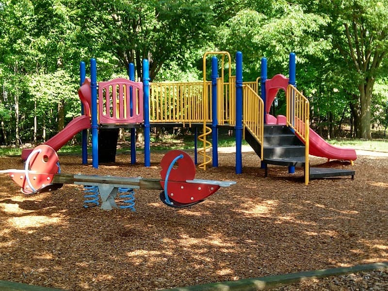 Dufief Local Park