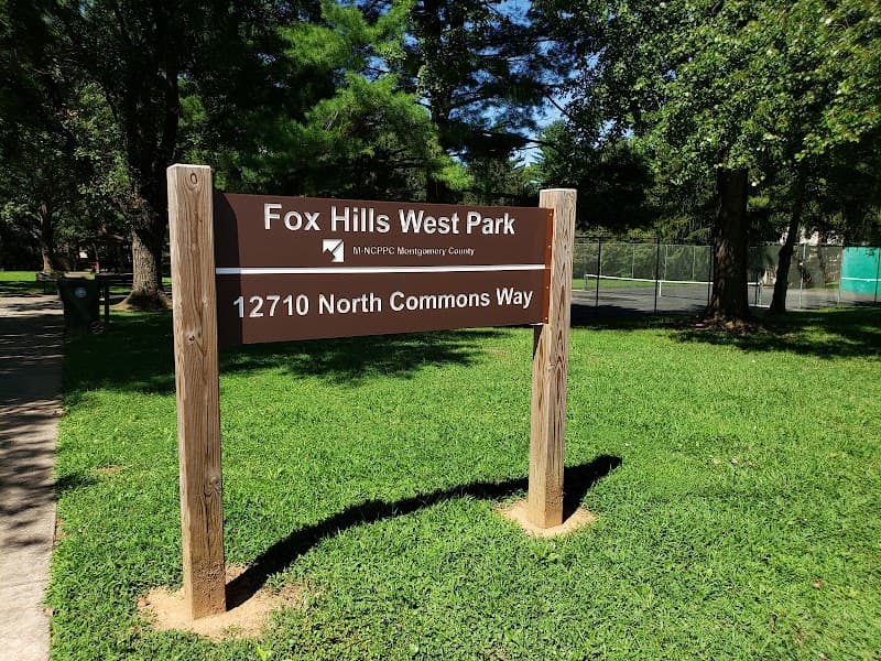 Fox Hills West Neighborhood Park