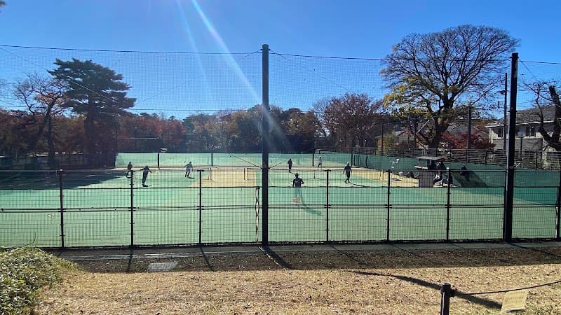 Kashinomiya Park Tennis Courts