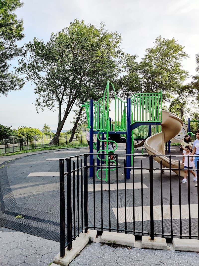 Wolfe's Pond Park Tennis Courts